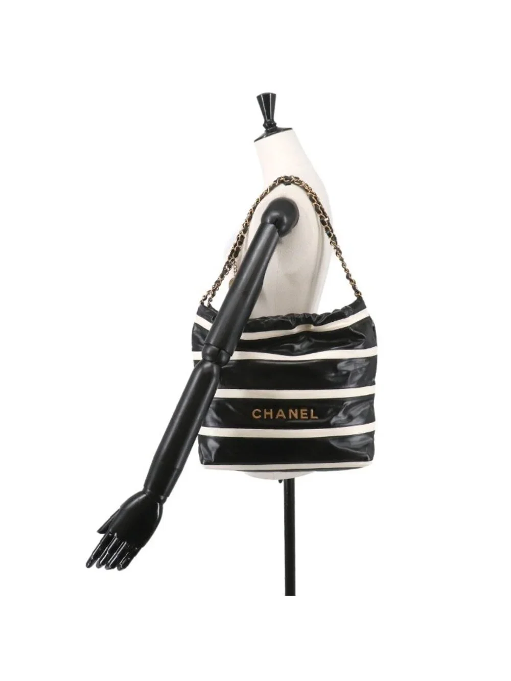 Chanel 22 Small Chain Shoulder Bag Calfskin
